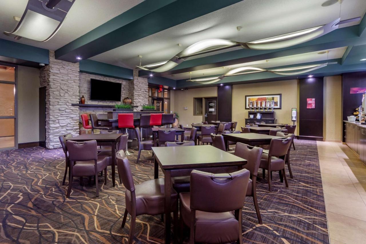 Best Western Plus The Inn at St Albert Saint Albert Exterior foto