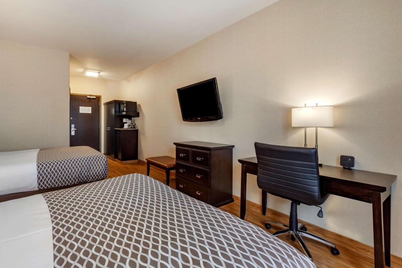 Best Western Plus The Inn at St Albert Saint Albert Exterior foto