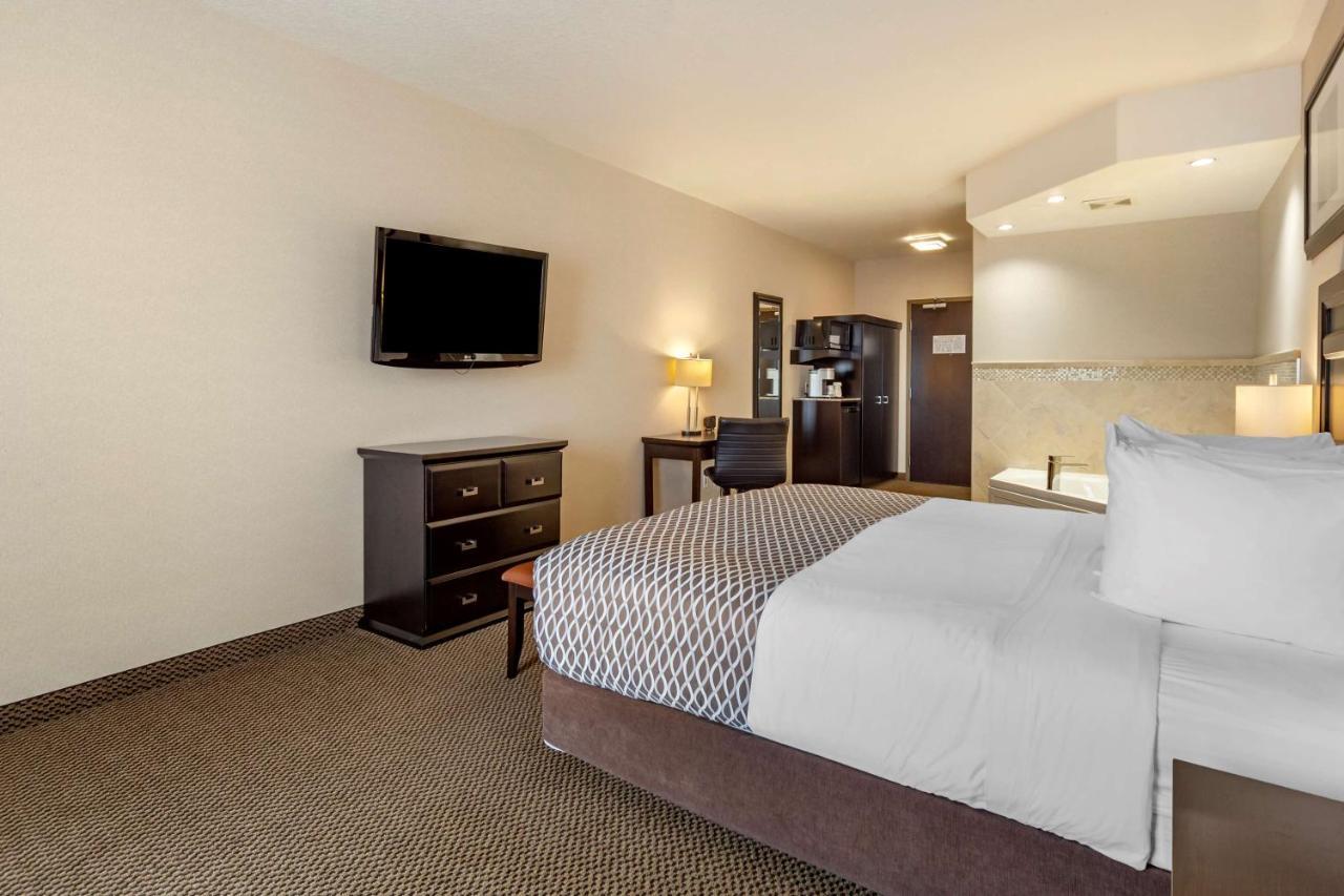 Best Western Plus The Inn at St Albert Saint Albert Exterior foto