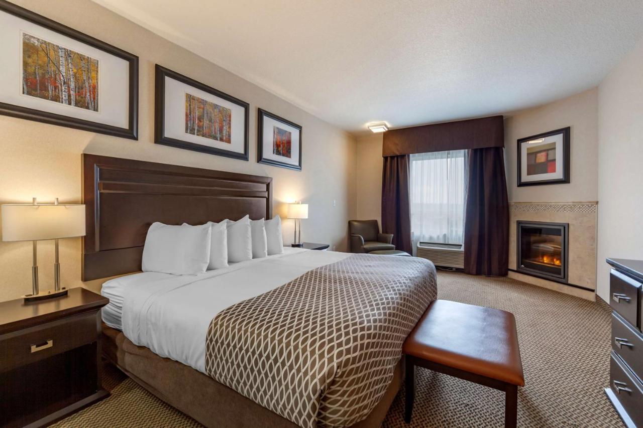 Best Western Plus The Inn at St Albert Saint Albert Exterior foto