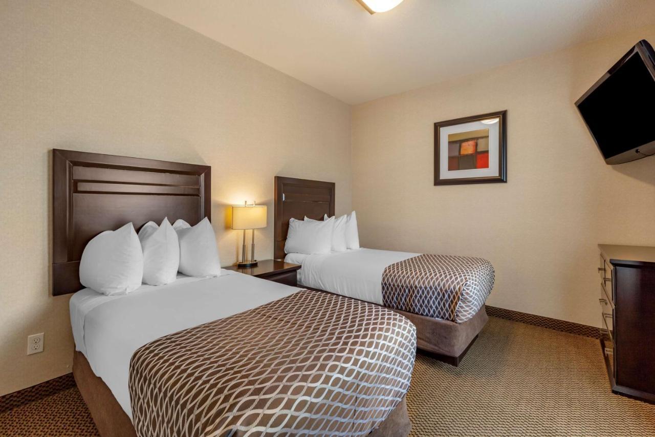 Best Western Plus The Inn at St Albert Saint Albert Exterior foto